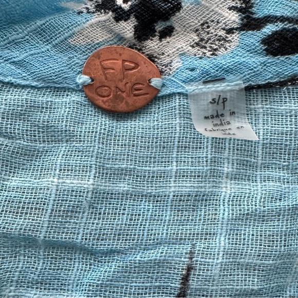 NWT Free People Naya Printed Top in Blue - Picture 10 of 11